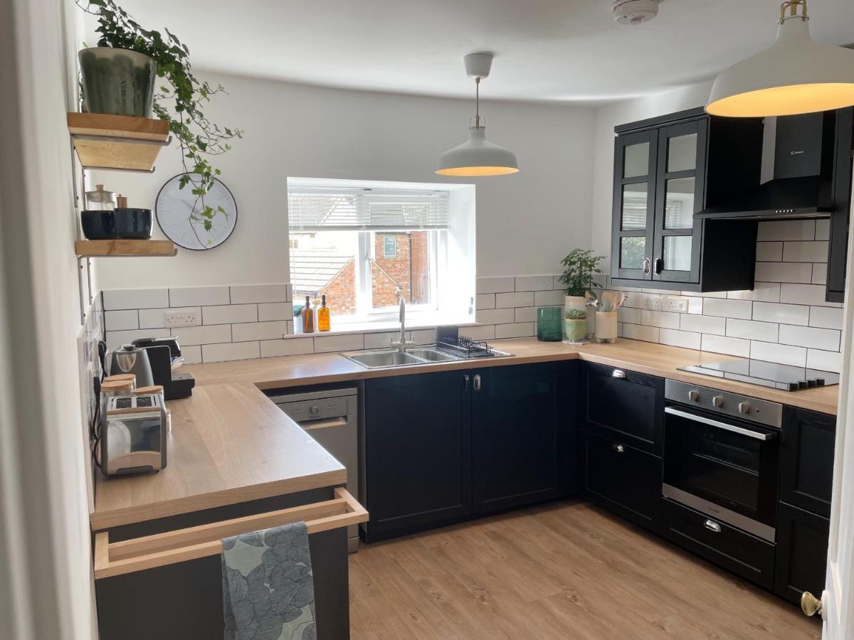 The Limes - Beautiful Townhouse In Oakham Apartment ภายนอก รูปภาพ