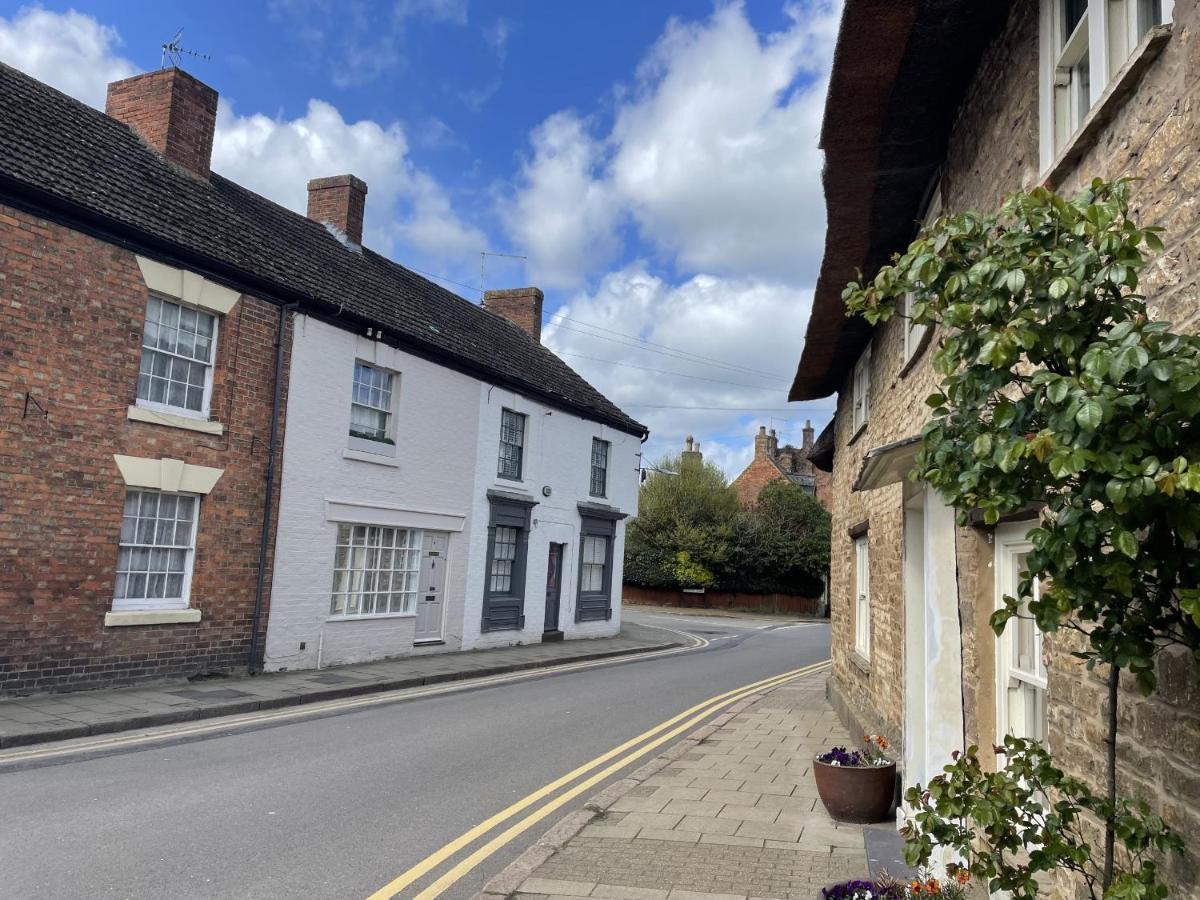 The Limes - Beautiful Townhouse In Oakham Apartment ภายนอก รูปภาพ