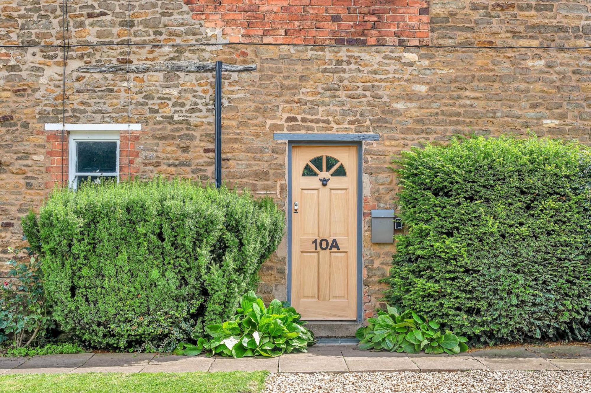The Limes - Beautiful Townhouse In Oakham Apartment ภายนอก รูปภาพ
